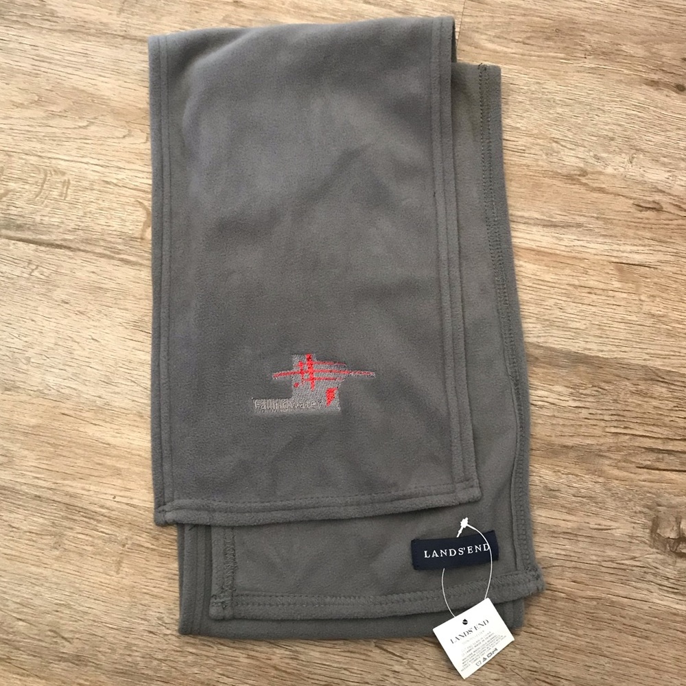 Lands End Scarf - Picture 6 of 6